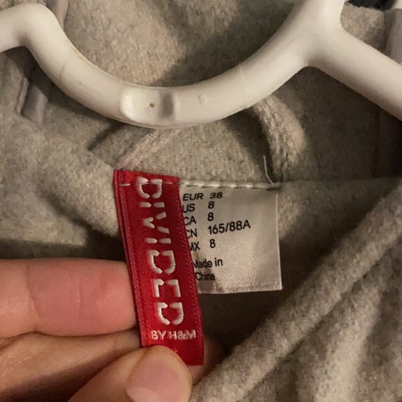 Grey coat - Picture 5 of 6